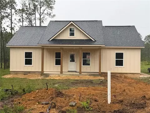 103 Pine Point Dr, Sylvester, GA 31791
