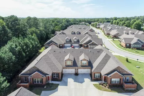 302 Haven Cir, Douglasville, GA 30135