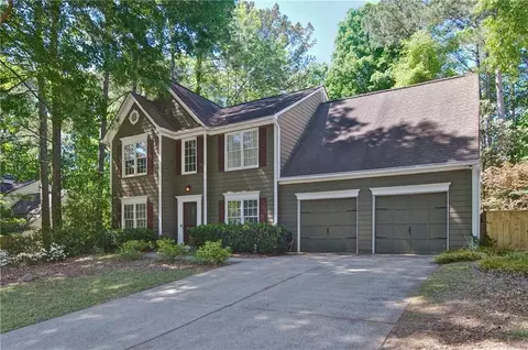 8004 Huntcliff Rd, Woodstock, GA 30189