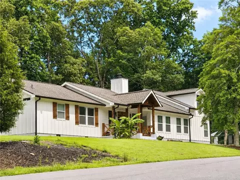 2820 Lullwater Dr, Gainesville, GA 30506