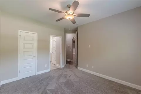 150 Whitworth Dr, Locust Grove, GA 30248