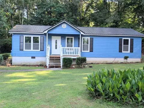 145 Knob Dr, Carrollton, GA 30116