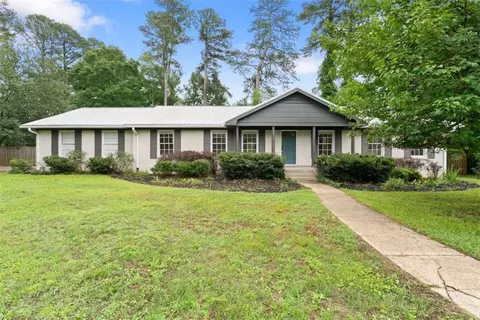 570 Cedar Creek Dr, Athens, GA 30605
