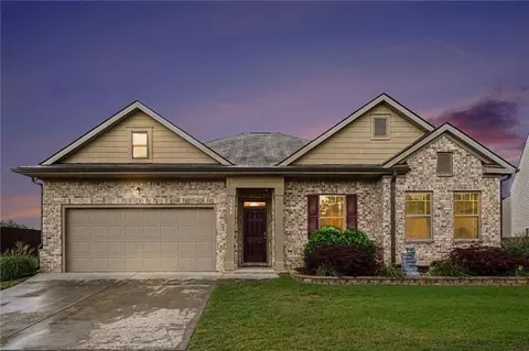 3858 Sweet Iris Cir, Loganville, GA 30052