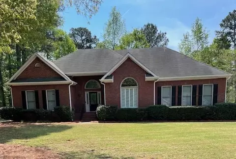 1316 Lake Forest Ln, Mcdonough, GA 30253