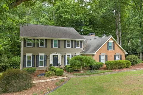 2556 Midvale Ln, Tucker, GA 30084