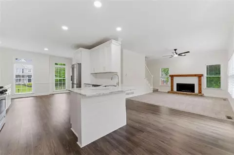 Living - 101 Copper Trl, Canton, GA 30114 photo 3 of 6