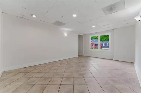 Living - 101 Copper Trl, Canton, GA 30114 photo 6 of 6