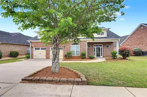 Exterior - 3126 Alhambra Cir, Hampton, GA 30228 photo 2 of 7