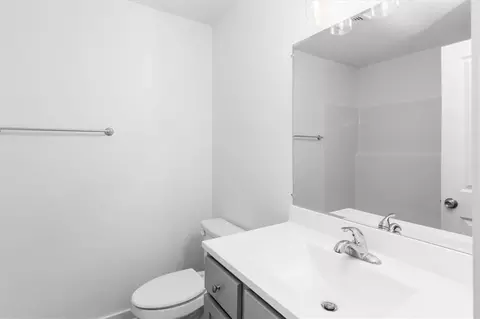 Bath - 284 Doster Ave, Monroe, GA 30656 photo 1 of 4