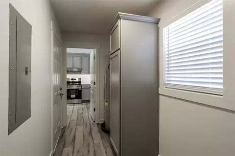 Entry Way - 284 Doster Ave, Monroe, GA 30656 photo 3 of 4