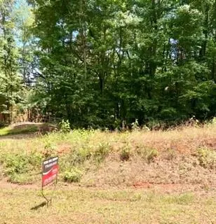 951 Boss Hardy Rd, Winder, GA 30680