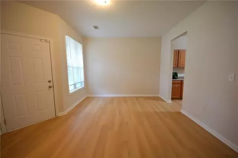 Living - 1550 Persimmon Trce, Morrow, GA 30260 photo 3 of 10