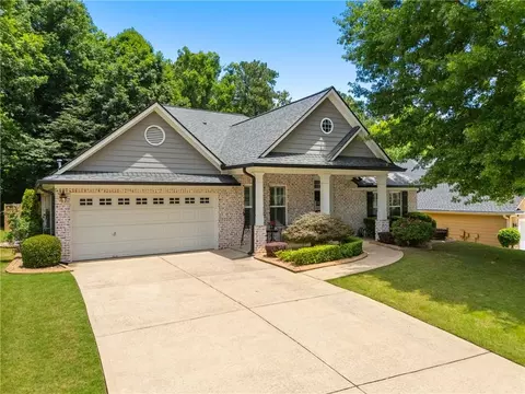 594 Longwood Pl, Dallas, GA 30132