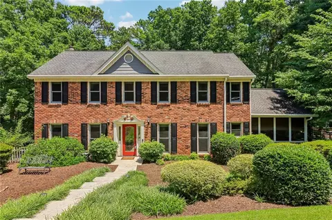 1462 Brookcliff Dr, Marietta, GA 30062