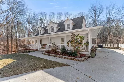 3523 Lighthouse Ln, Gainesville, GA 30504