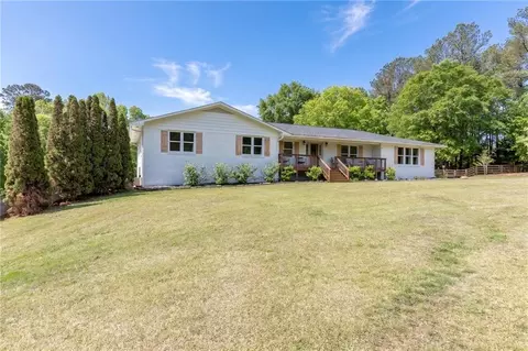 7691 Nicholson Rd, Cumming, GA 30028