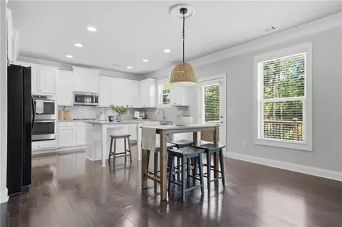 3860 Grandview Manor Dr, Cumming, GA 30028