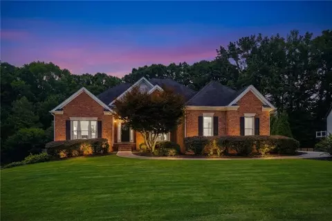 1825 Country Crest Way, Dacula, GA 30019