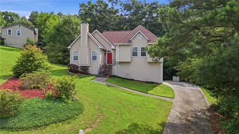 5697 Glandor Dr SE, Mableton, GA 30126