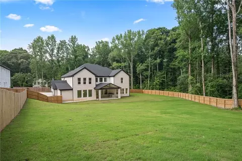 Exterior - 2600 Camp Mitchell Rd, Grayson, GA 30017 photo 9 of 10