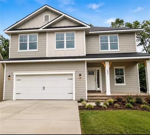 636 Bald Ridge Cir, Demorest, GA 30535