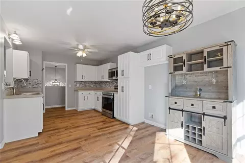 Kitchen - 402 Eileen Cir, Canton, GA 30114 photo 5 of 5