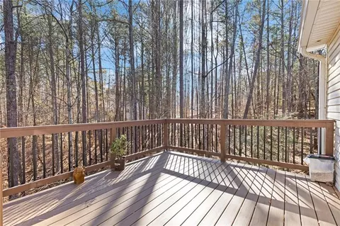 Exterior - 402 Eileen Cir, Canton, GA 30114 photo 2 of 5