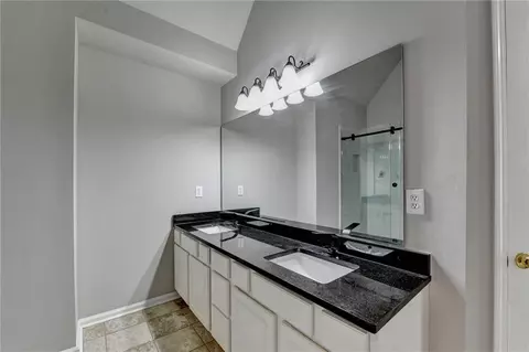 Bath - 365 Ruby Forest Pkwy, Suwanee, GA 30024 photo 3 of 8