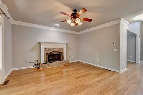 Living - 365 Ruby Forest Pkwy, Suwanee, GA 30024 photo 7 of 14