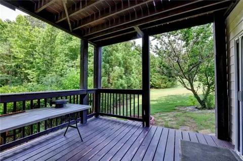 Exterior - 365 Ruby Forest Pkwy, Suwanee, GA 30024 photo 4 of 8