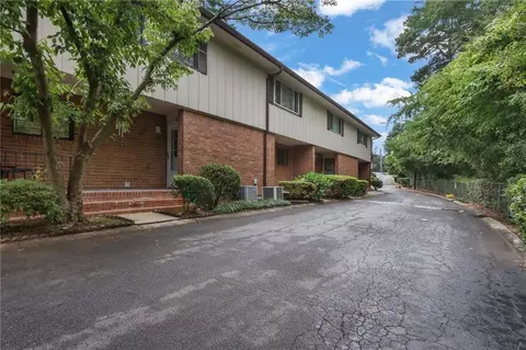 2524 Bradford Sq NE, Atlanta, GA 30345