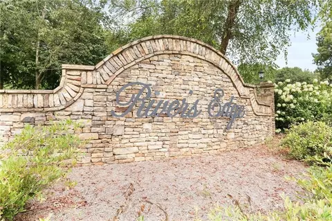 4714 Thunder River Dr, Gainesville, GA 30506