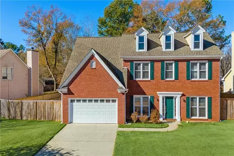 1660 Calvin Davis Cir, Lawrenceville, GA 30043