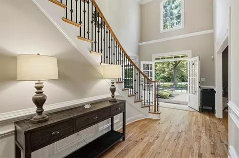 880 Colonial Ln, Milton, GA 30004 photo 5
