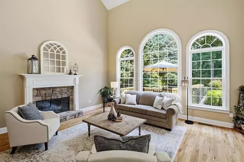 880 Colonial Ln, Milton, GA 30004 photo 12