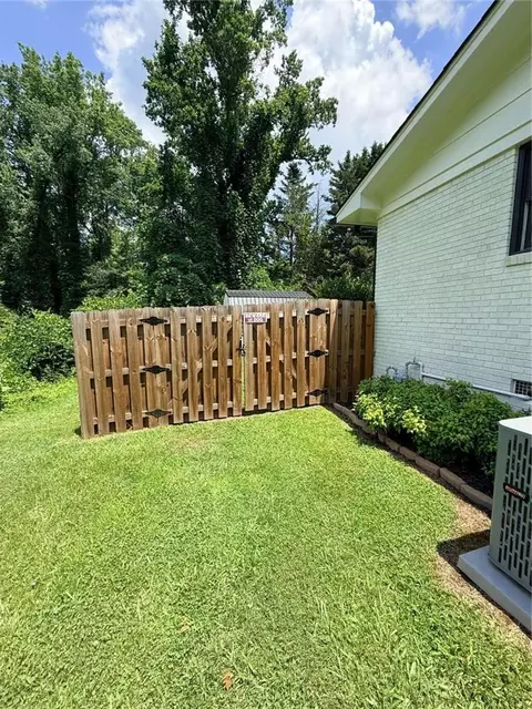 314 Spring St, Toccoa, GA 30577 photo 9