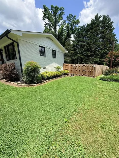 314 Spring St, Toccoa, GA 30577 photo 4