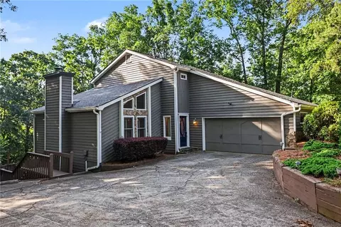 140 Fairway Ridge Dr, Alpharetta, GA 30022