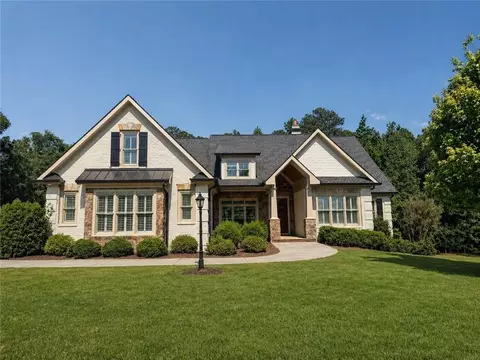 2221 Gentry Ln, Statham, GA 30666