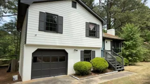 408 Willow Ct SE, Conyers, GA 30094
