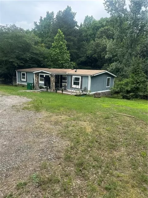 7138 Rockland Rd, Lithonia, GA 30038