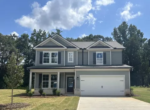 384 Crimson Feather Dr, Jefferson, GA 30549