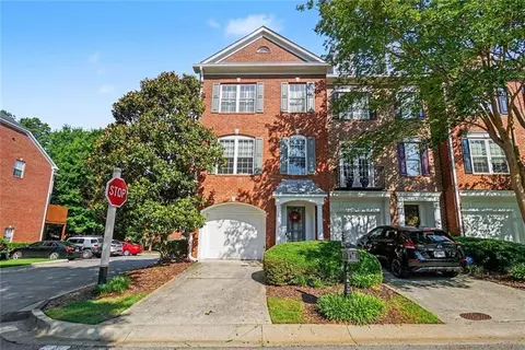 3001 Waters Edge Trl, Roswell, GA 30075
