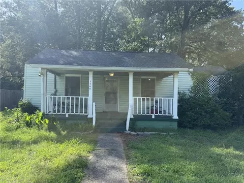 1744 Aircraft Dr SE, Marietta, GA 30060