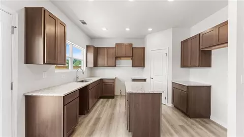 Kitchen - 825 Oakmont Trce, Canton, GA 30114 photo 1 of 2