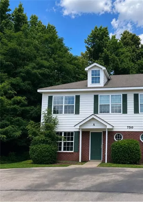 750 Wheel House Ln #A, Monroe, GA 30655