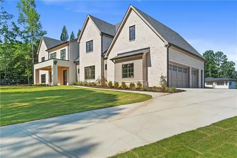Exterior - 4834 Short St, Suwanee, GA 30024 photo 3 of 13