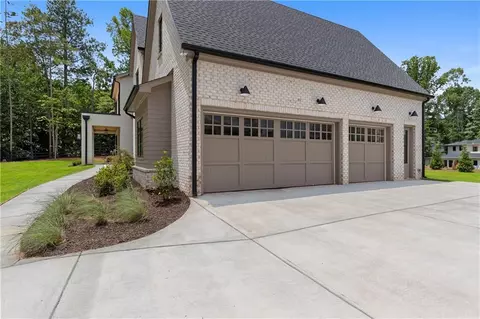 Exterior - 4834 Short St, Suwanee, GA 30024 photo 8 of 12