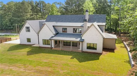 Exterior - 4834 Short St, Suwanee, GA 30024 photo 11 of 13
